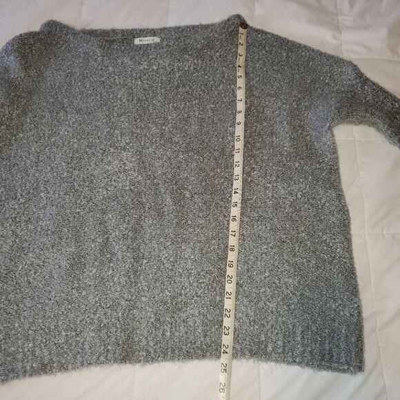 Miracle medium/ large grey oversized scoop neck knit sweater - Picture 4 of 7